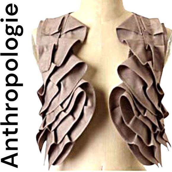 Anthropologie Sweaters - Anthropologie taupe Ruffled Statement Vest Bolero